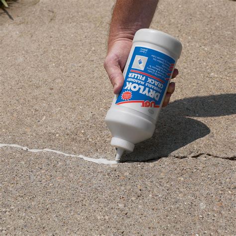 Make Cracked Surfaces a Thing of the Past with Magic Crack Filler Sand